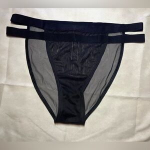 NWOT Victoria's Secret Women’s Very Sexy Black String Bikini Size M